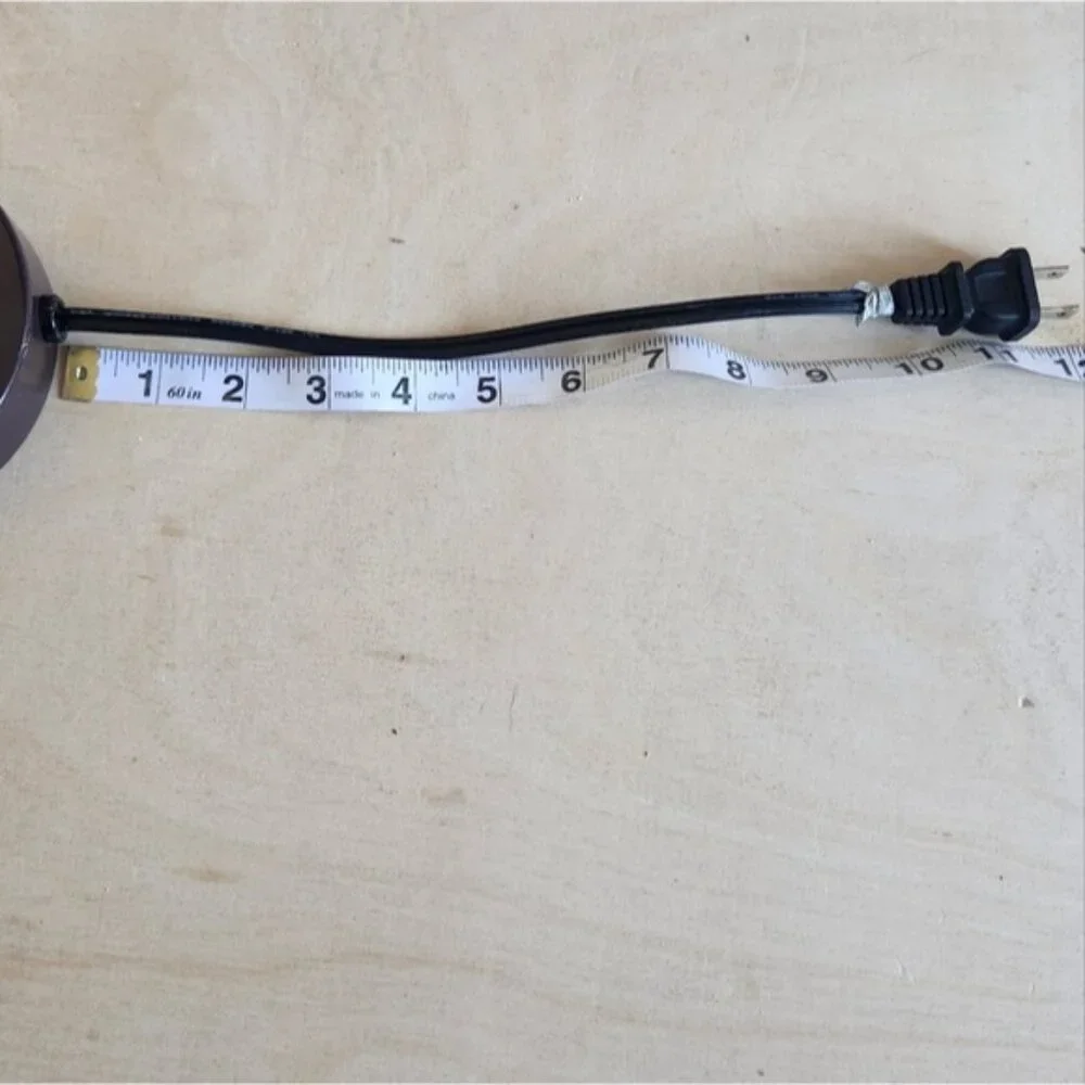 Wall‎ Mounted Plug In Adjustable Reading Lamp - Picture 9 of 10